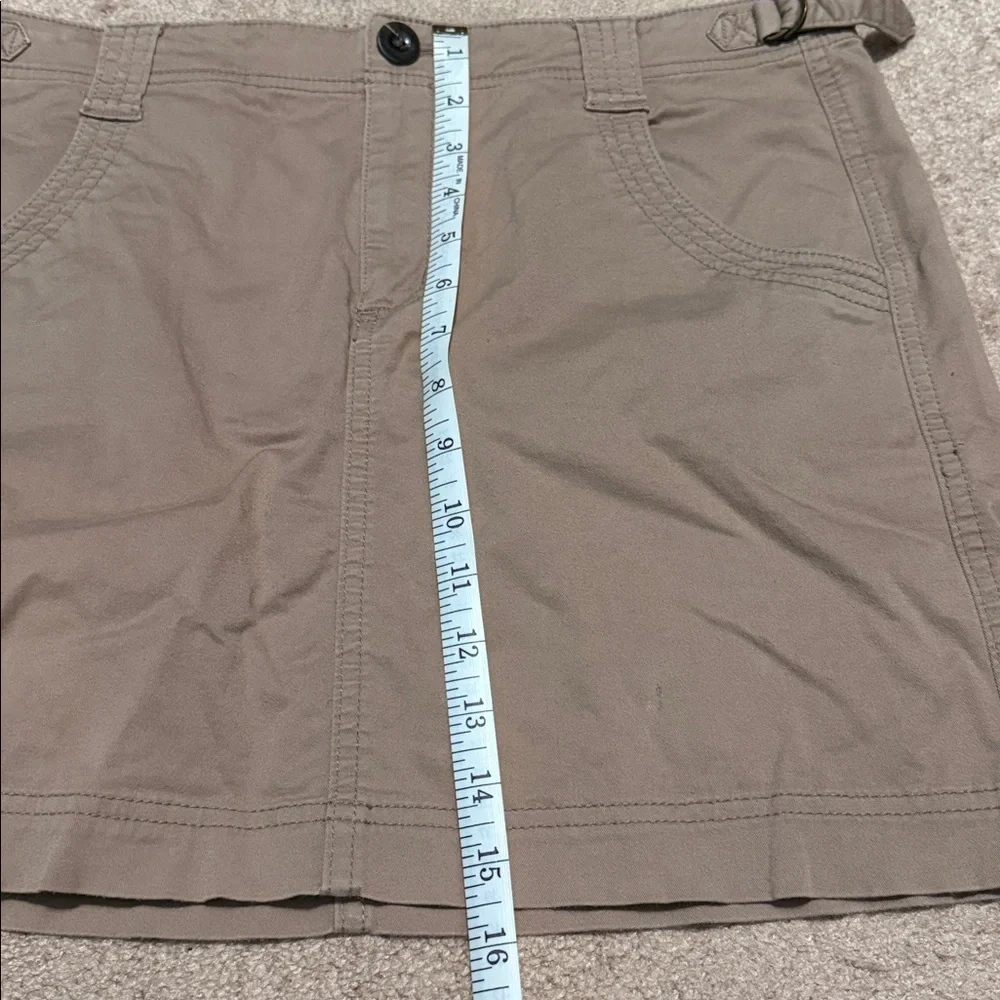Athleta Tan Mini Skirt with adjustable waist size 8